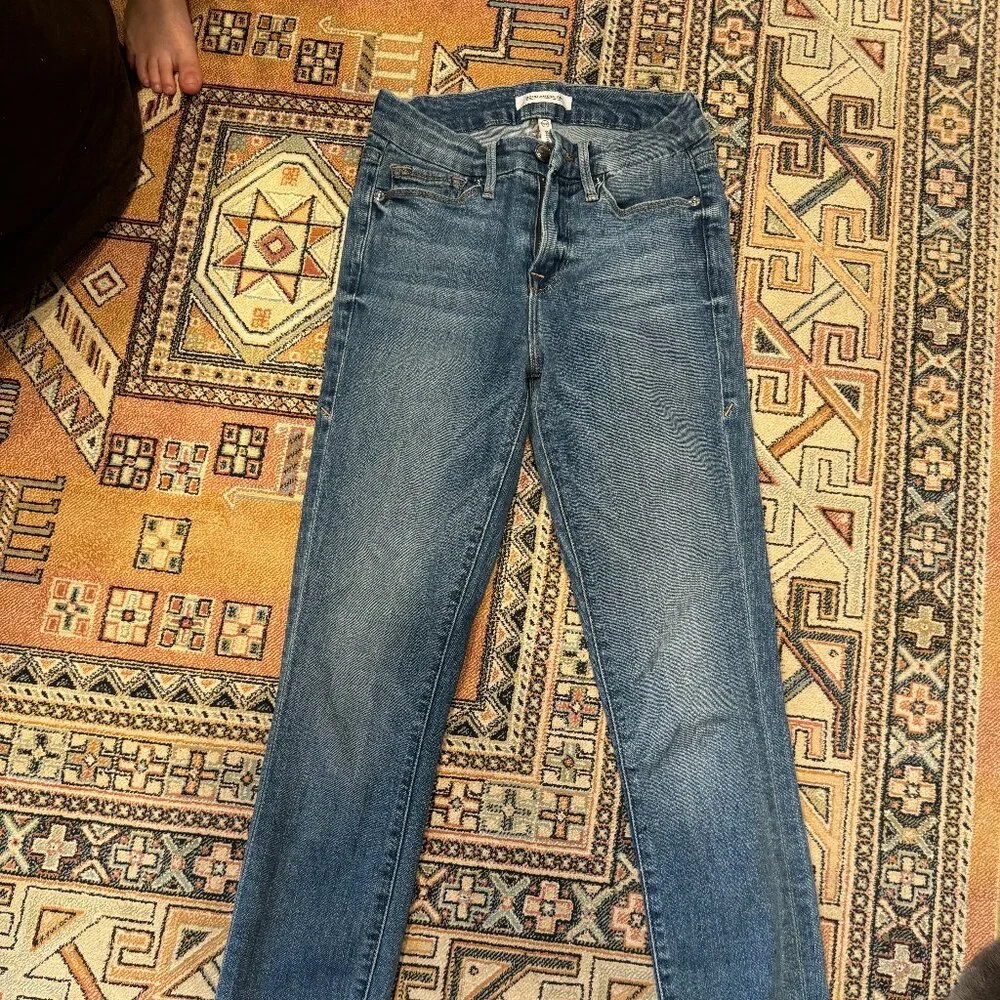 Good American Jeans - Picture 1 of 6